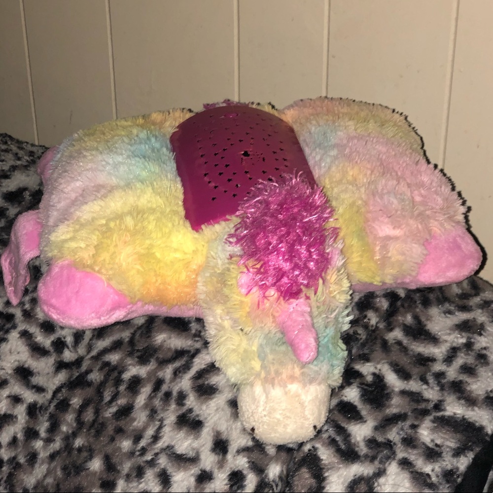 2 light up pillow’s